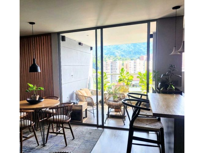 Apartamento de 2 alcobas en venta en Montessori, Envigado, 106 m² · foto 4 de 16