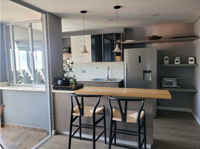 Apartamento de 2 alcobas en venta en Montessori, Envigado, 106 m² · foto 9 de 16
