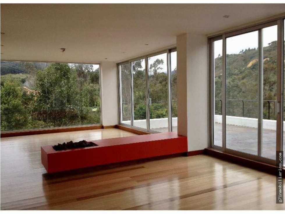 Casa en venta en El Libano, La Calera · foto 2 de 10