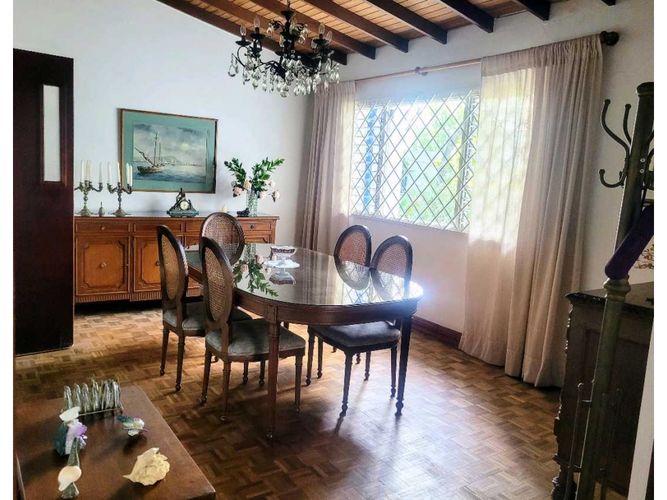 Casa de 4 alcobas en venta en El Poblado, Medellín, 239 m² · foto 20 de 24