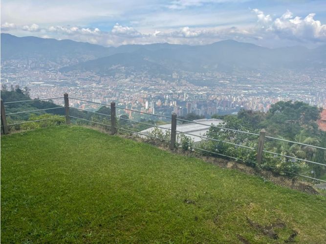Casa de 3 alcobas en venta en Las Palmas, Envigado, 540 m² · foto 7 de 24