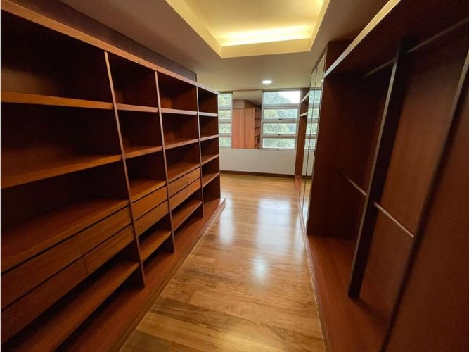 Casa de 3 alcobas en venta en Las Palmas, Envigado, 540 m² · foto 12 de 24