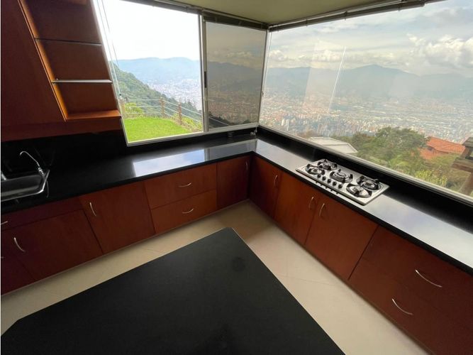 Casa de 3 alcobas en venta en Las Palmas, Envigado, 540 m² · foto 19 de 24