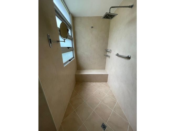 Casa de 3 alcobas en venta en Las Palmas, Envigado, 540 m² · foto 22 de 24