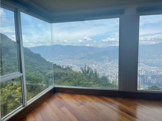 Casa de 3 alcobas en venta en Las Palmas, Envigado, 540 m² · foto 23 de 24