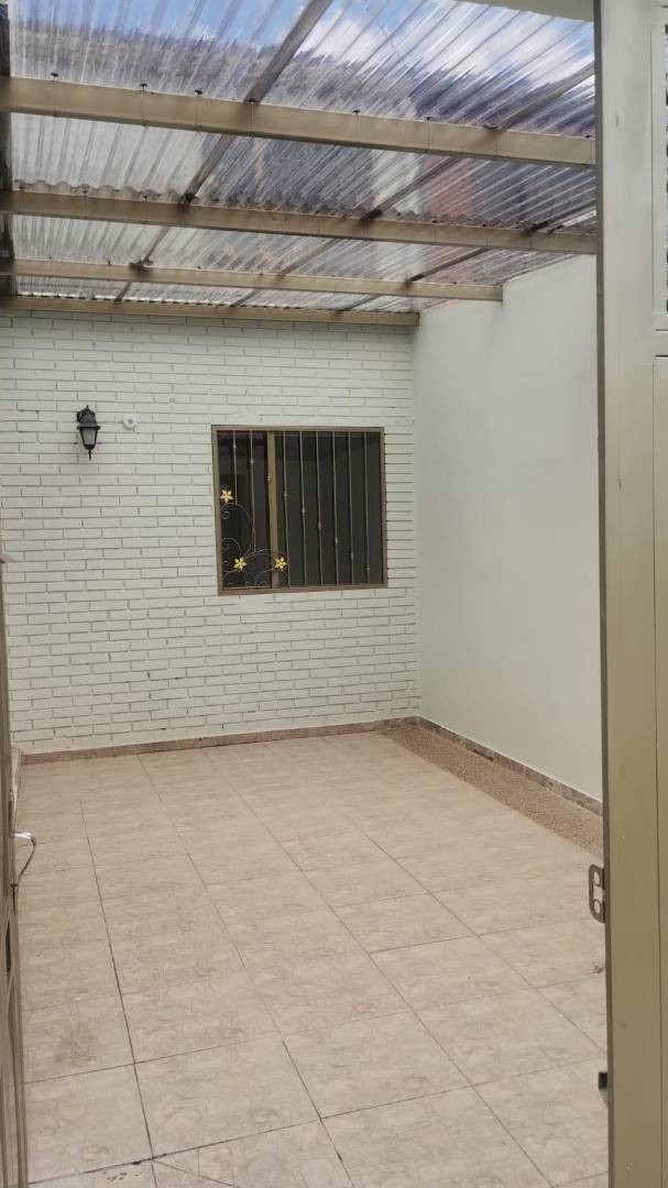 Casa en venta en Ciudad Quirigua, Bogotá · foto 3 de 22