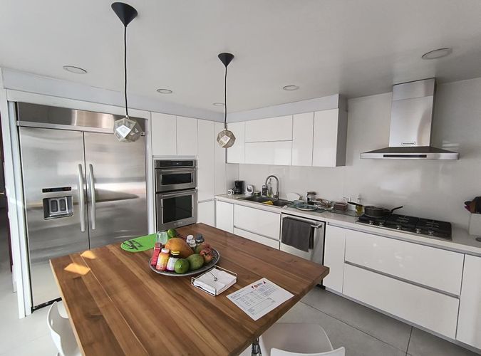 Apartamento de 3 alcobas en venta en El Virrey, Bogotá, 340 m² · foto 7 de 24