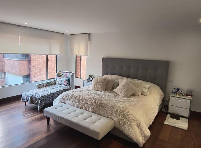 Apartamento de 3 alcobas en venta en El Virrey, Bogotá, 340 m² · foto 23 de 24