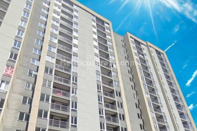 Apartamento de 2 alcobas en venta en Cr. Los Arroyuelos, Ibagué, 52 m² · foto 2 de 9