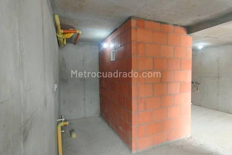 Apartamento de 2 alcobas en venta en Cr. Los Arroyuelos, Ibagué, 52 m² · foto 9 de 9