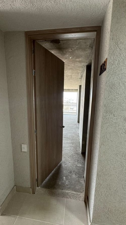 Apartamento en venta en Base Aerea, Cali · foto 6 de 13