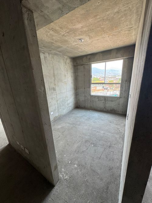 Apartamento en venta en Base Aerea, Cali · foto 10 de 13