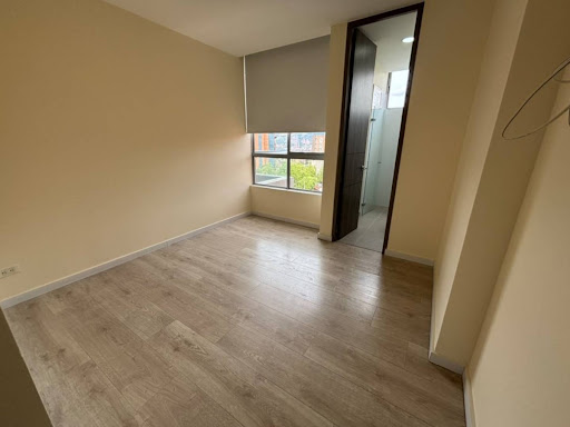 Apartamento en arriendo en Cumbres, Envigado · foto 4 de 23