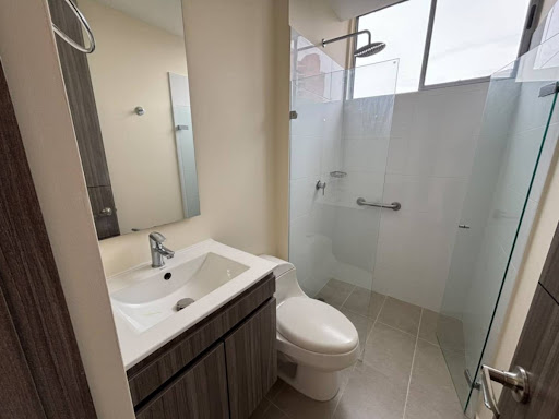Apartamento en arriendo en Cumbres, Envigado · foto 9 de 23