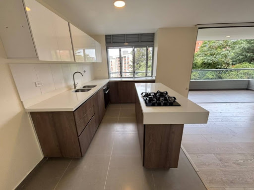 Apartamento en arriendo en Cumbres, Envigado · foto 15 de 23