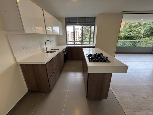 Apartamento en arriendo en Cumbres, Envigado · foto 16 de 23