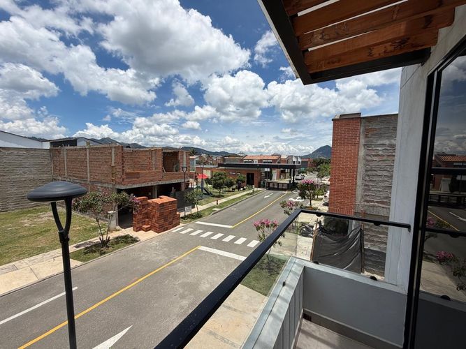 Casa de 3 alcobas en venta en La Ceja, 135 m² · foto 20 de 22
