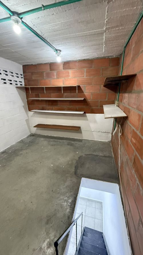 Local en arriendo en Viviendas Del Sur, Itagüí, 12 m² · foto 2 de 5