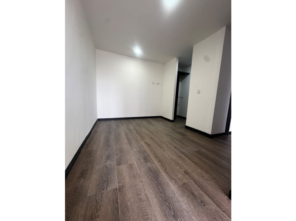 Apartamento en venta en Suba Salitre, Bogotá · foto 7 de 20