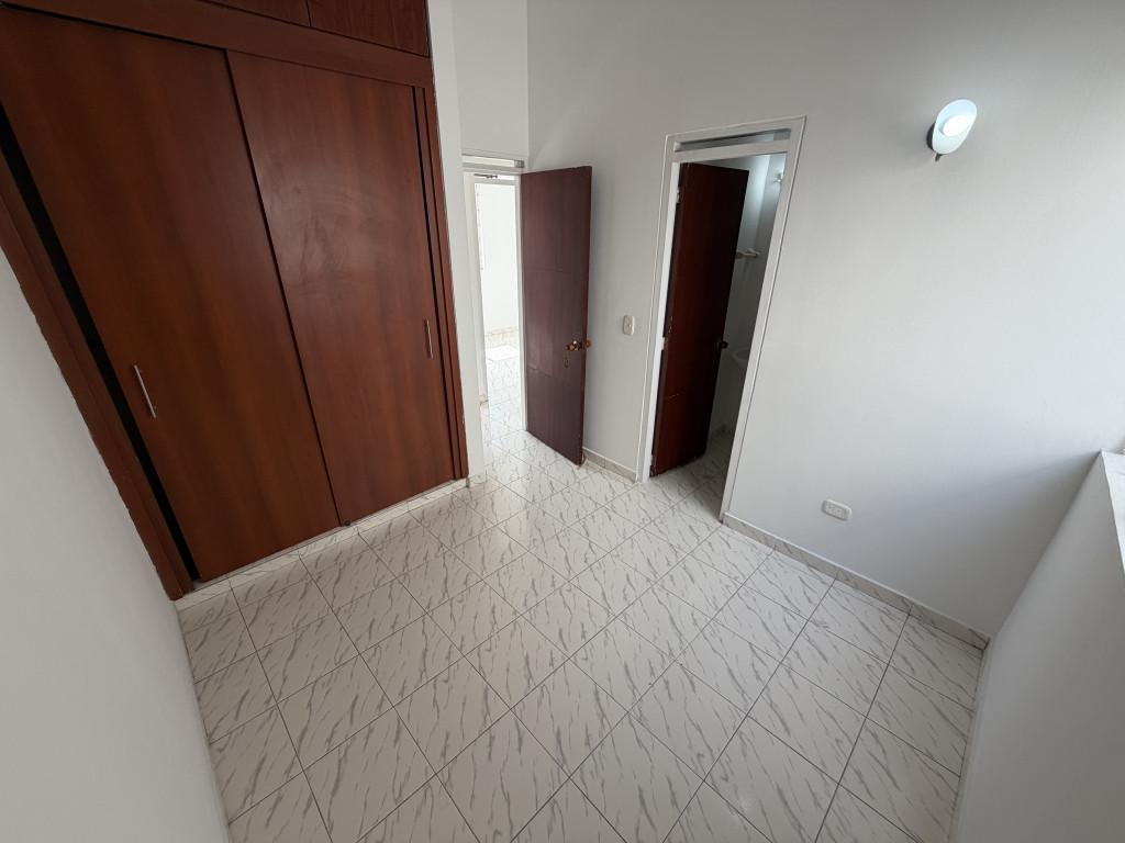 Apartamento en venta en Las Delicias, Cali · foto 22 de 24