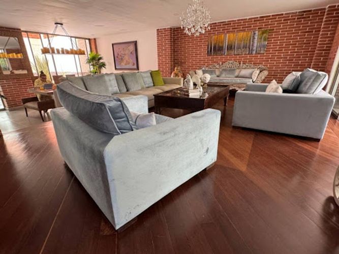Casa de 4 alcobas en venta en Loma De San Jose, Sabaneta, 422 m² · foto 11 de 12