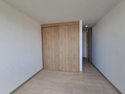 Apartamento de 2 alcobas en arriendo en Loma Del Escobero, Envigado, 83 m² · foto 10 de 24