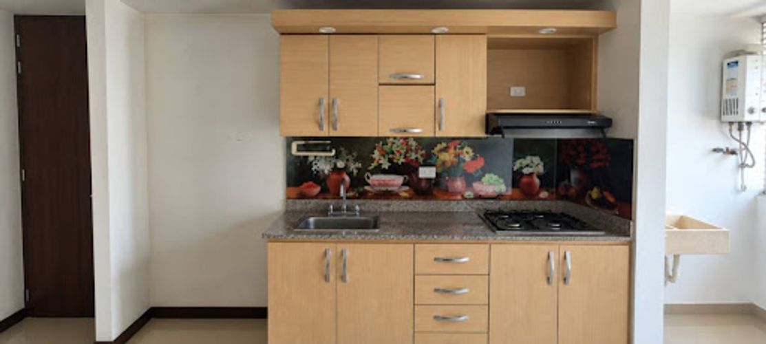 Apartamento de 2 alcobas en venta en Niquia, Bello, 61 m² · foto 4 de 13