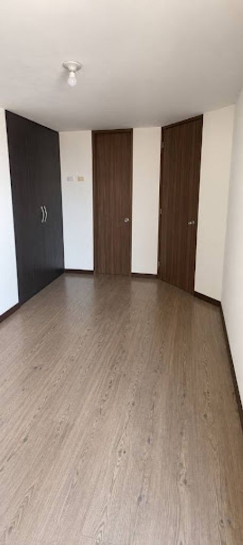 Apartamento de 2 alcobas en venta en Niquia, Bello, 61 m² · foto 8 de 13