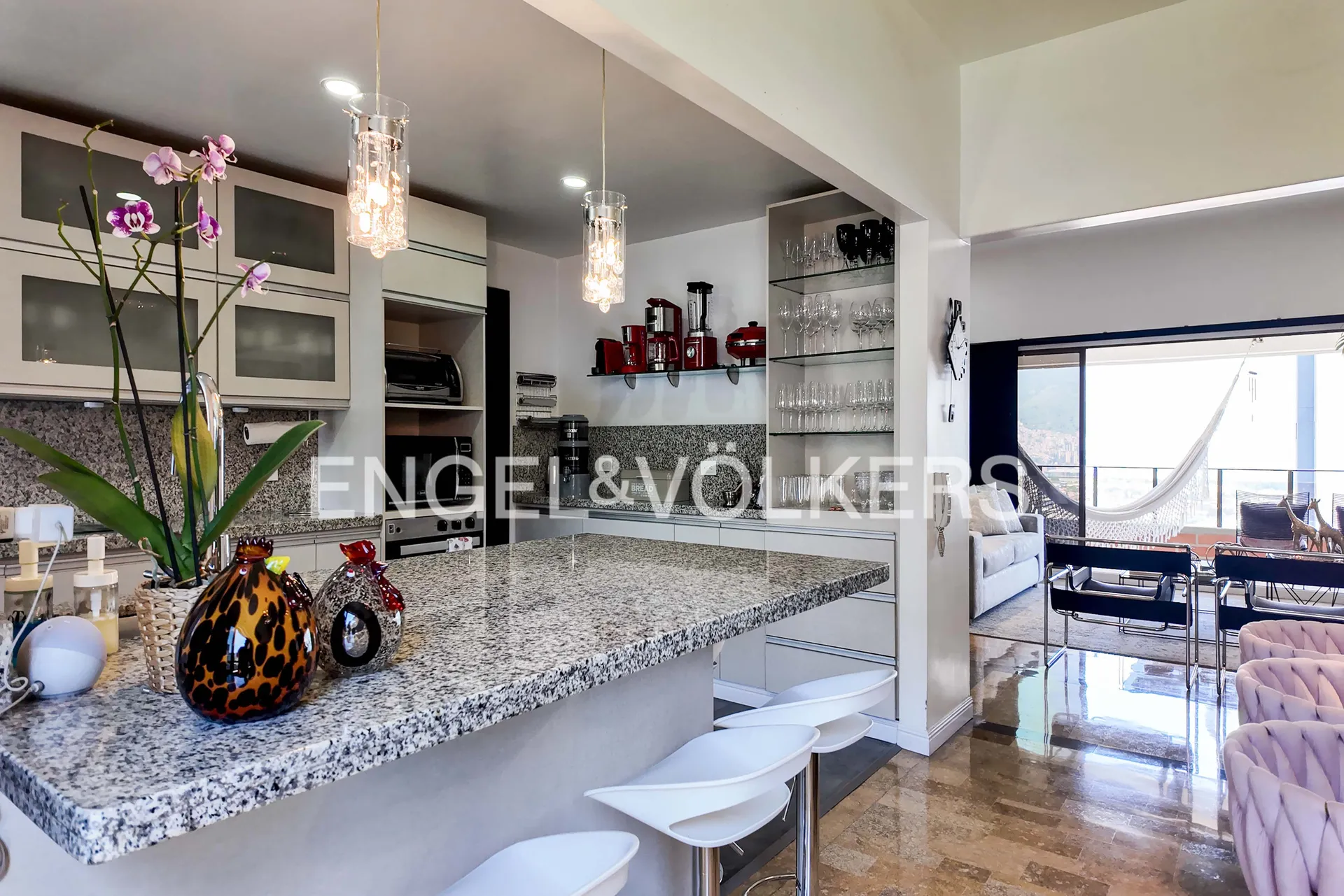Apartamento en arriendo en Castropol, Medellín · foto 9 de 20
