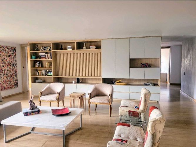 Apartamento de 3 alcobas en venta en Vía Las Palmas, Medellín, 292 m² · foto 2 de 22