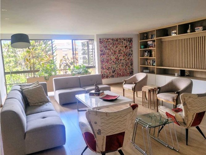 Apartamento de 3 alcobas en venta en Vía Las Palmas, Medellín, 292 m² · foto 4 de 22