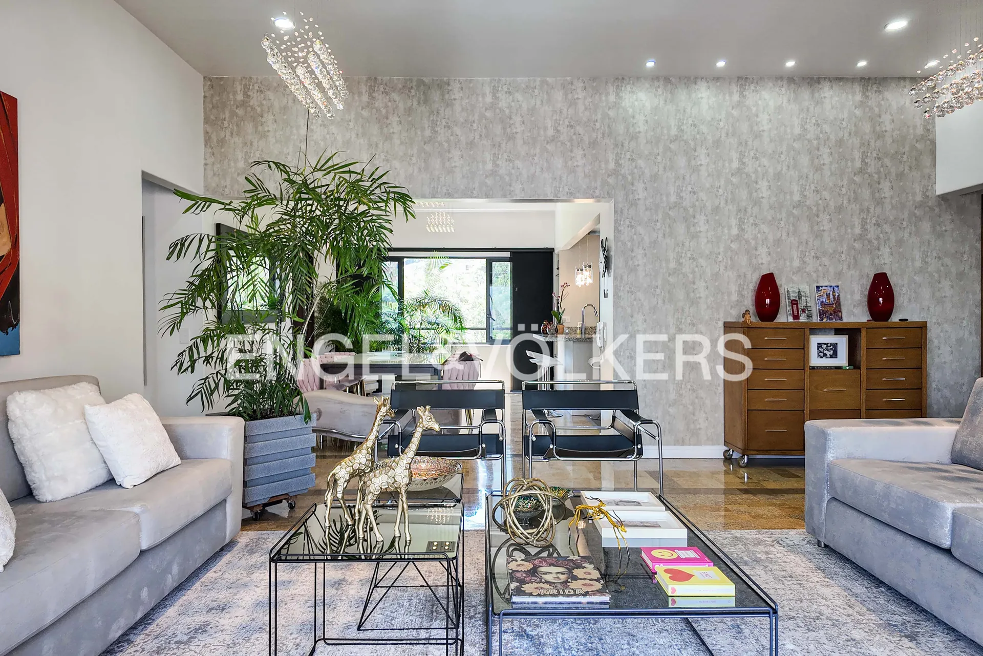 Apartamento en arriendo en Castropol, Medellín · foto 2 de 20