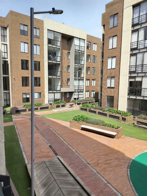 Apartamento de 2 alcobas en venta en El Hato, Funza, 66 m² · foto 16 de 21
