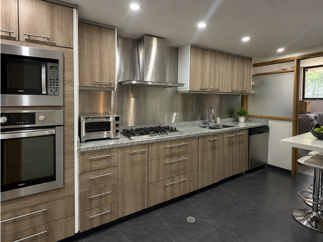 Apartaestudio en venta en Los Rosales, Bogotá, 174 m² · foto 9 de 24