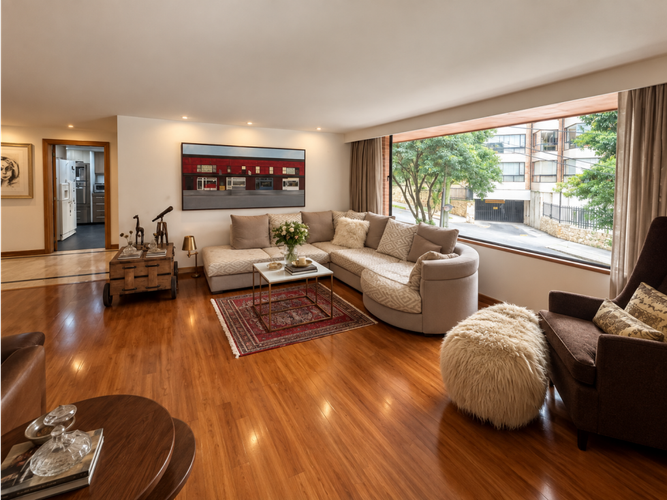 Apartaestudio en venta en Los Rosales, Bogotá, 174 m² · foto 14 de 24