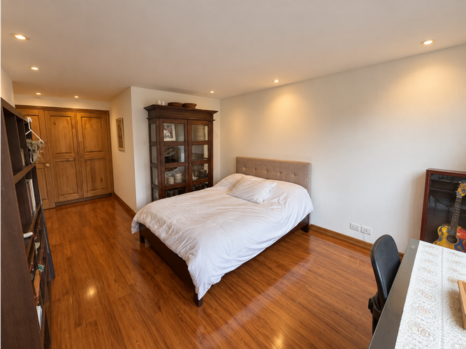 Apartaestudio en venta en Los Rosales, Bogotá, 174 m² · foto 21 de 24