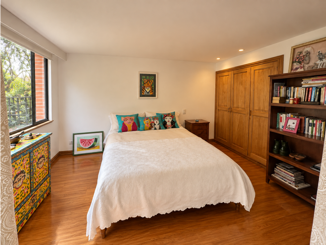 Apartaestudio en venta en Los Rosales, Bogotá, 174 m² · foto 23 de 24