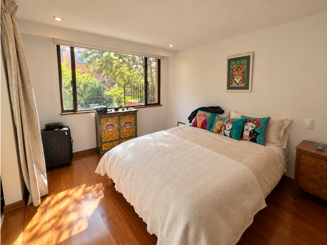Apartaestudio en venta en Los Rosales, Bogotá, 174 m² · foto 24 de 24