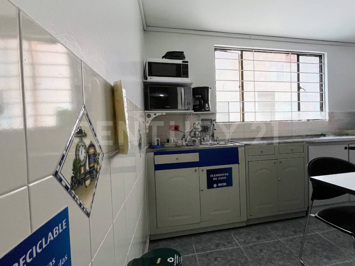 Casa en venta en Spring, Bogotá · foto 10 de 13