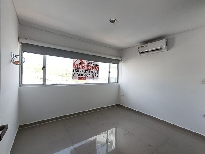Apartamento de 3 alcobas en venta en Bellavista, Los Patios, 80 m² · foto 3 de 15