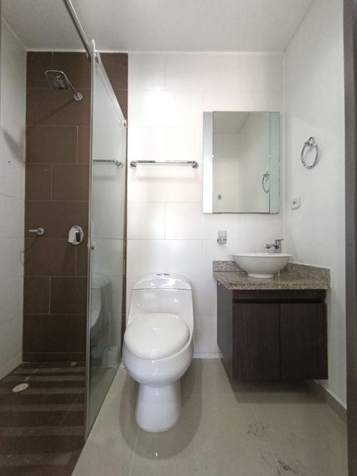 Apartamento de 3 alcobas en venta en Bellavista, Los Patios, 80 m² · foto 5 de 15