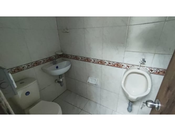 Local en arriendo en Alcala, Envigado, 327 m² · foto 12 de 24