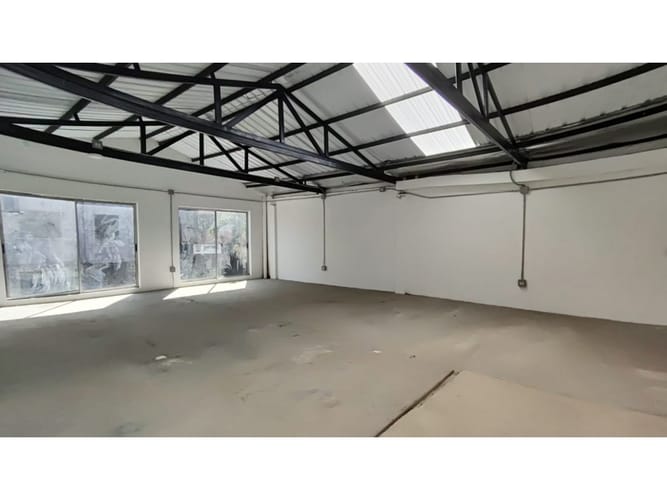 Local en arriendo en Alcala, Envigado, 327 m² · foto 17 de 24