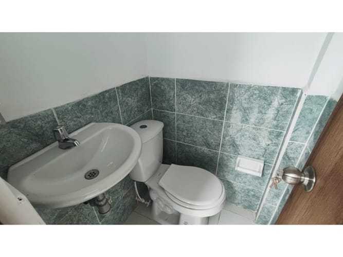 Local en arriendo en Alcala, Envigado, 327 m² · foto 22 de 24