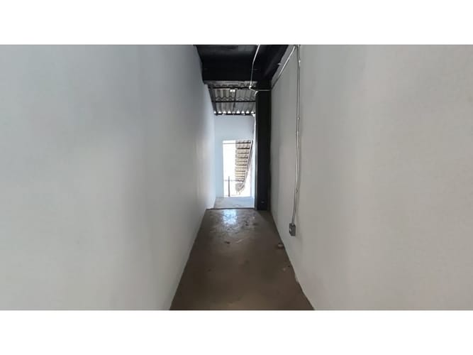 Local en arriendo en Alcala, Envigado, 327 m² · foto 23 de 24