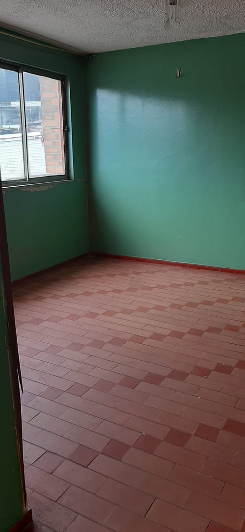 Casa de 7 alcobas en venta en Casa Blanca Suba, Bogotá, 178 m² · foto 9 de 16