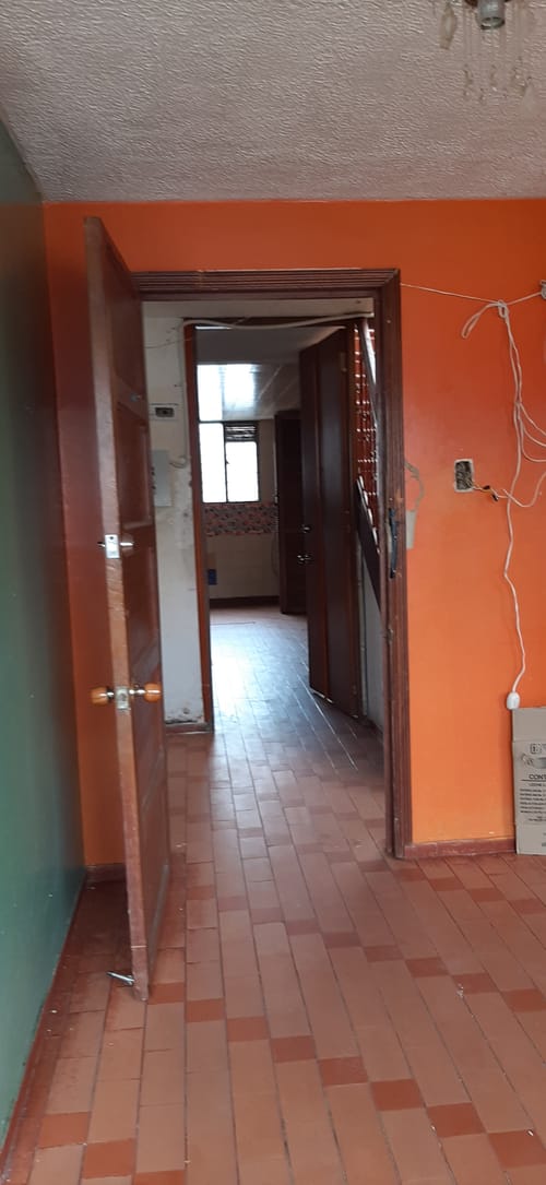 Casa de 7 alcobas en venta en Casa Blanca Suba, Bogotá, 178 m² · foto 10 de 16