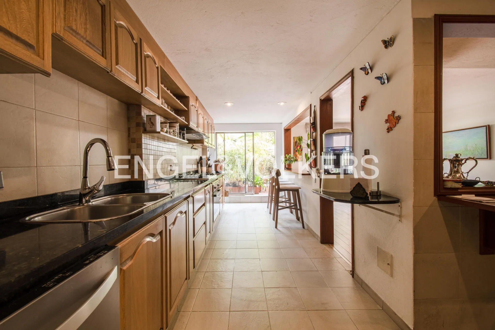 Apartamento en venta en Los Rosales, Bogotá · foto 4 de 16