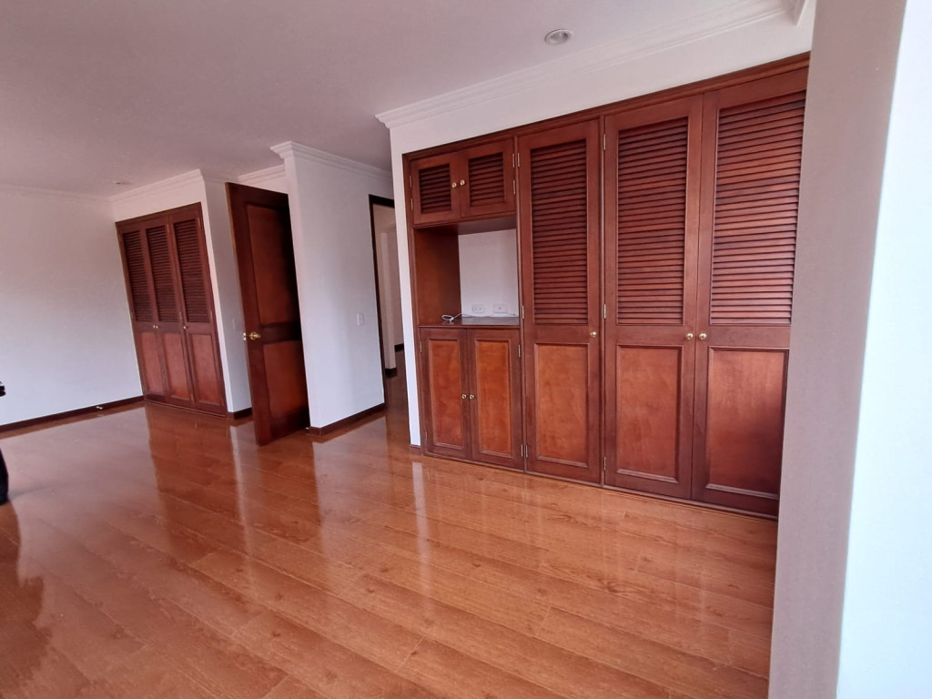 Apartamento en venta en San Patricio, Bogotá · foto 9 de 19