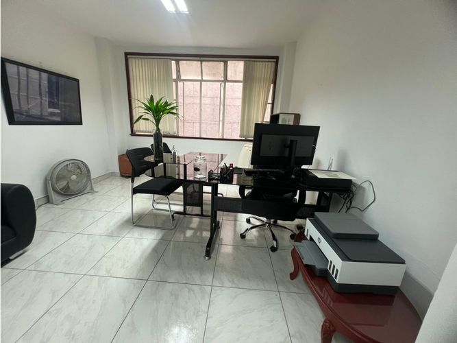 Oficina en venta en La Candelaria, Medellín, 25 m² · foto 10 de 20